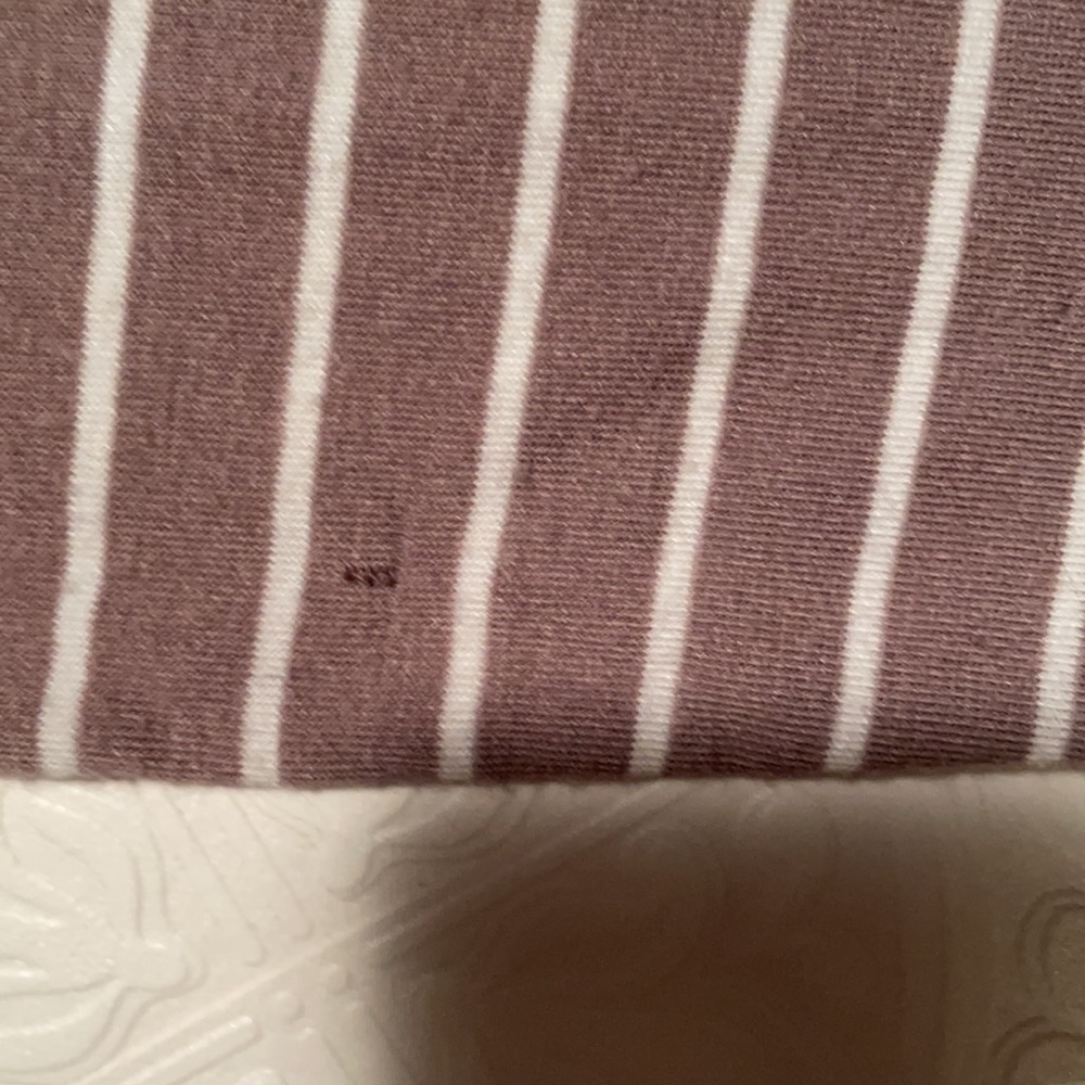 Express cold shoulder top - Picture 4 of 4